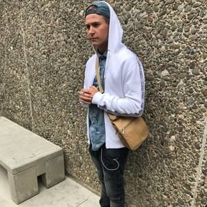 Meet your Posher, Nick